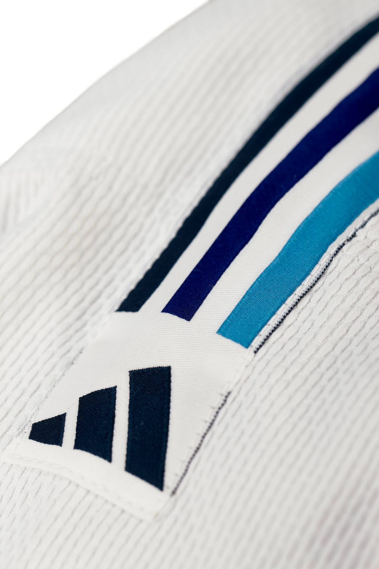 adidas Judo-Anzug Club weiss/gradient blau J350 - FIGHTWEAR
