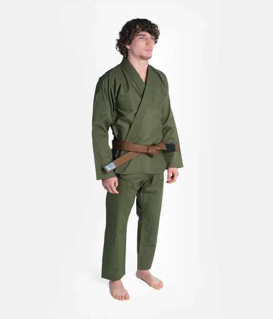 Progress JiuJitsu The Academy Gi - Militärgrün (mit GRATIS Weissgürtel)