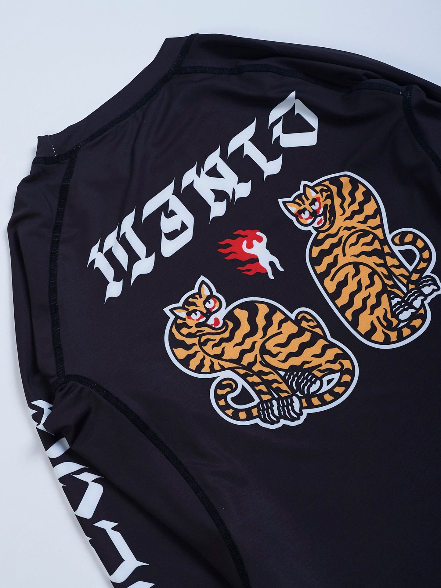 MANTO longarm rashguard TIGERS