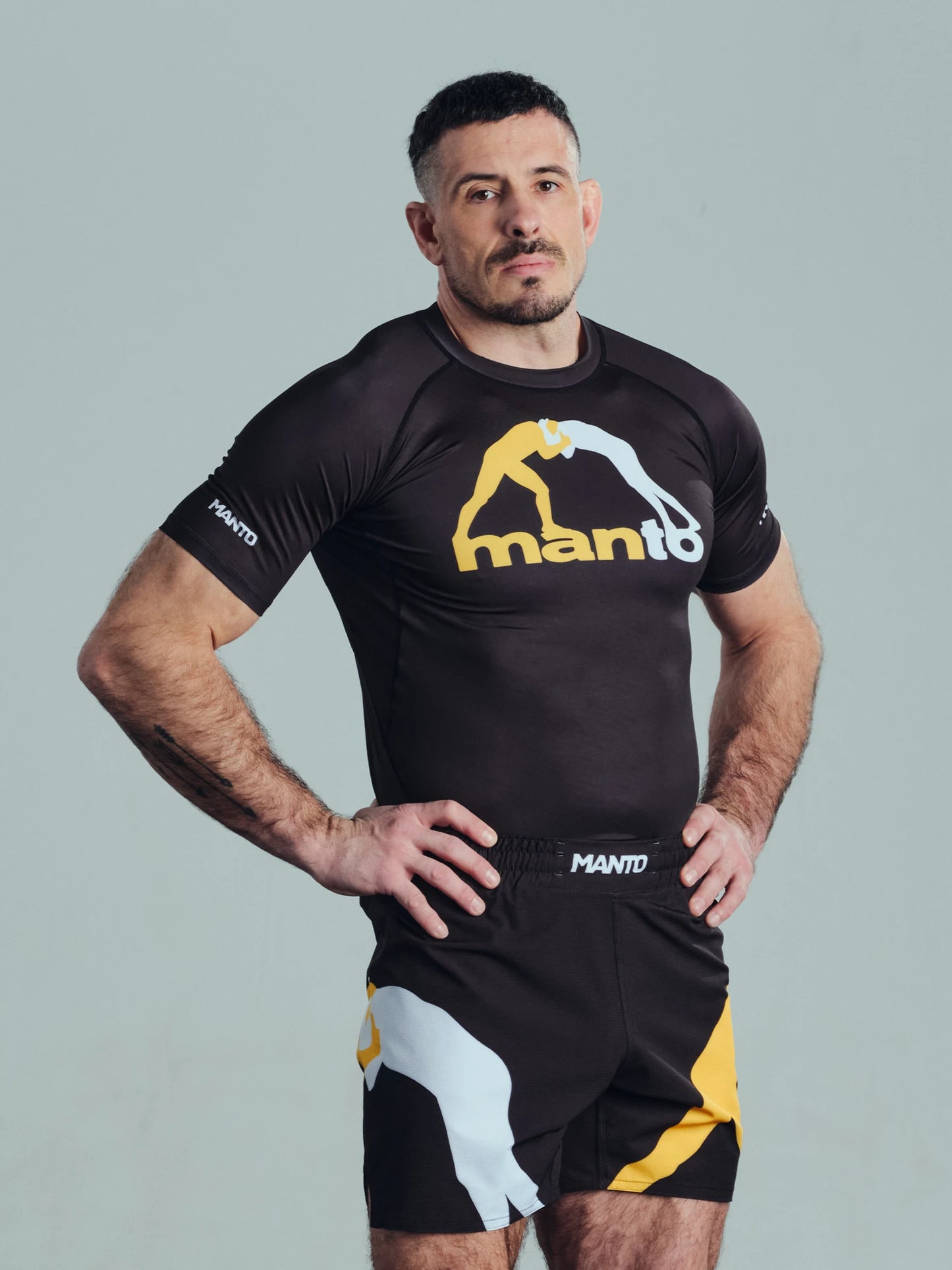 Camiseta de protección MANTO con logotipo
