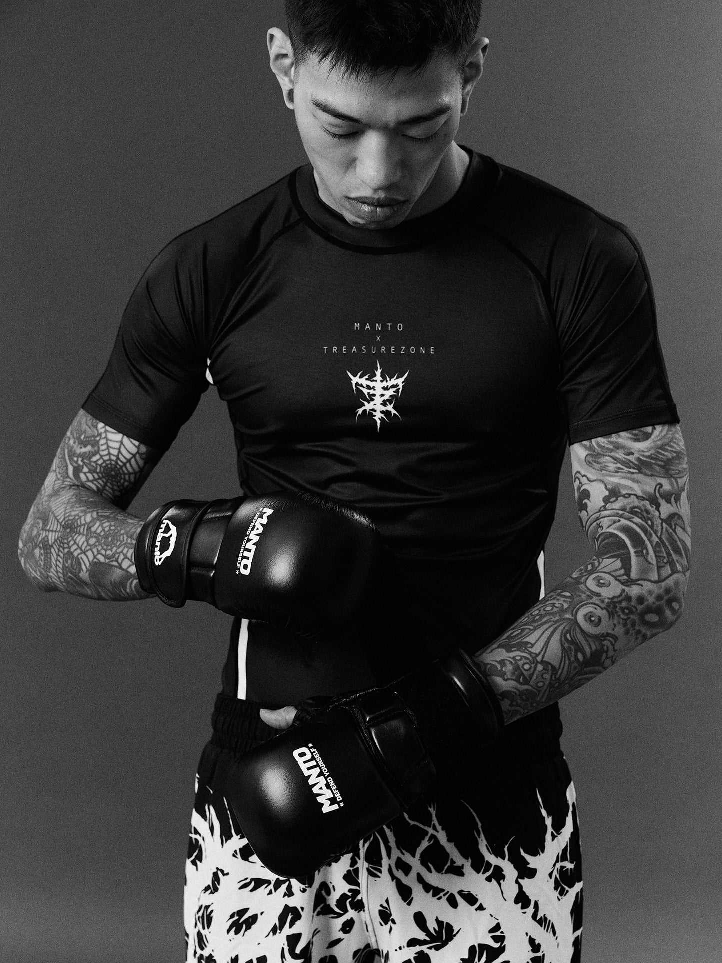 MANTO rashguard TREASURE ZONE schwarz